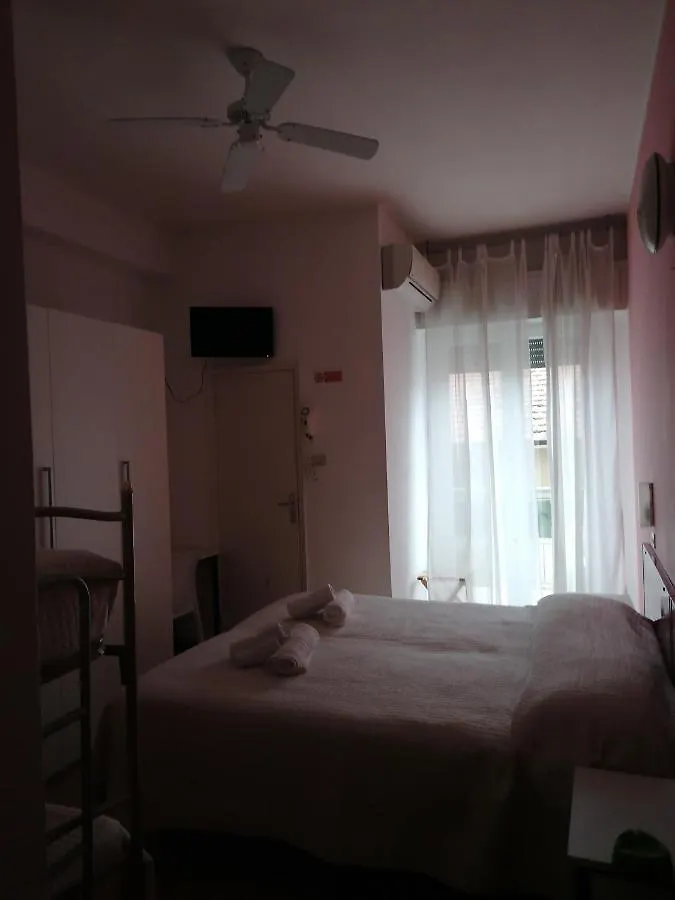 Hotel Nova Dhely Rimini 3*,  Itálie