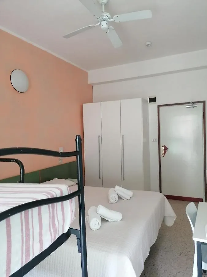 Hotel Nova Dhely Rimini 3*,