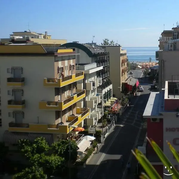 Hotel Nova Dhely Римини