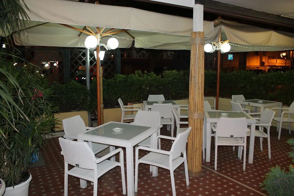 Hotel Nova Dhely Rimini